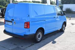 VOLKSWAGEN TRANSPORTER T30 T6 SWB BRITISH GAS BLUE EURO 6 VAN WITH SHELVING UNITS - 4413 - 8