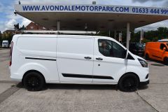 FORD TRANSIT CUSTOM 300  L2 H1 LWB EURO 6 SPORT STYLED VAN WITH SHELVING SAT NAV  - 4398 - 7