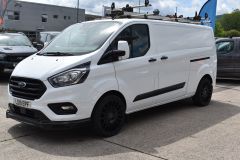 FORD TRANSIT CUSTOM 300  L2 H1 LWB EURO 6 SPORT STYLED VAN WITH SHELVING SAT NAV  - 4398 - 1